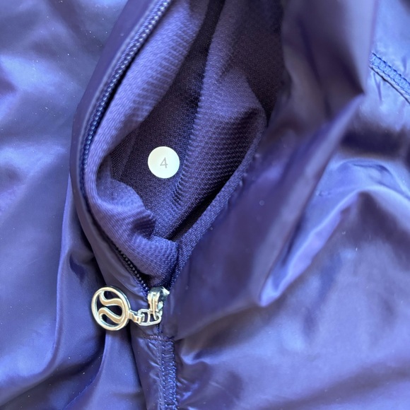 Lululemon Pedal Power wind breaker jacket - Picture 5 of 9